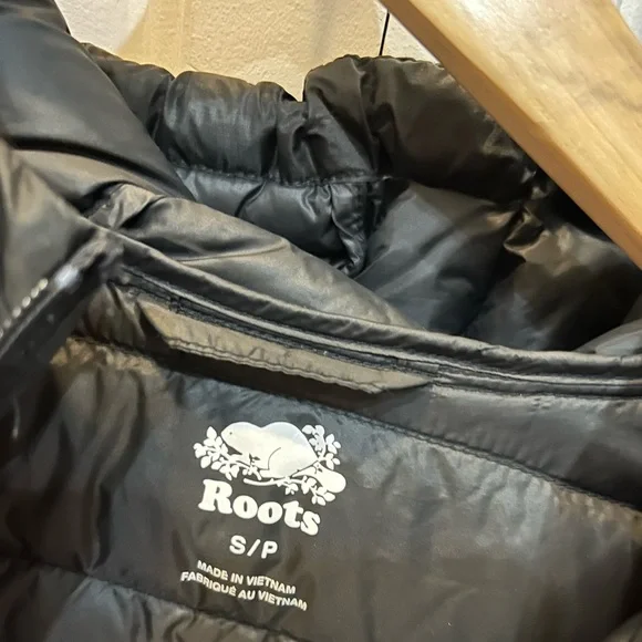Roots Jacket - Picture 3 of 4
